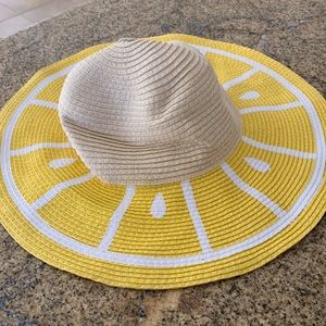 Densley lemon yellow sunhat